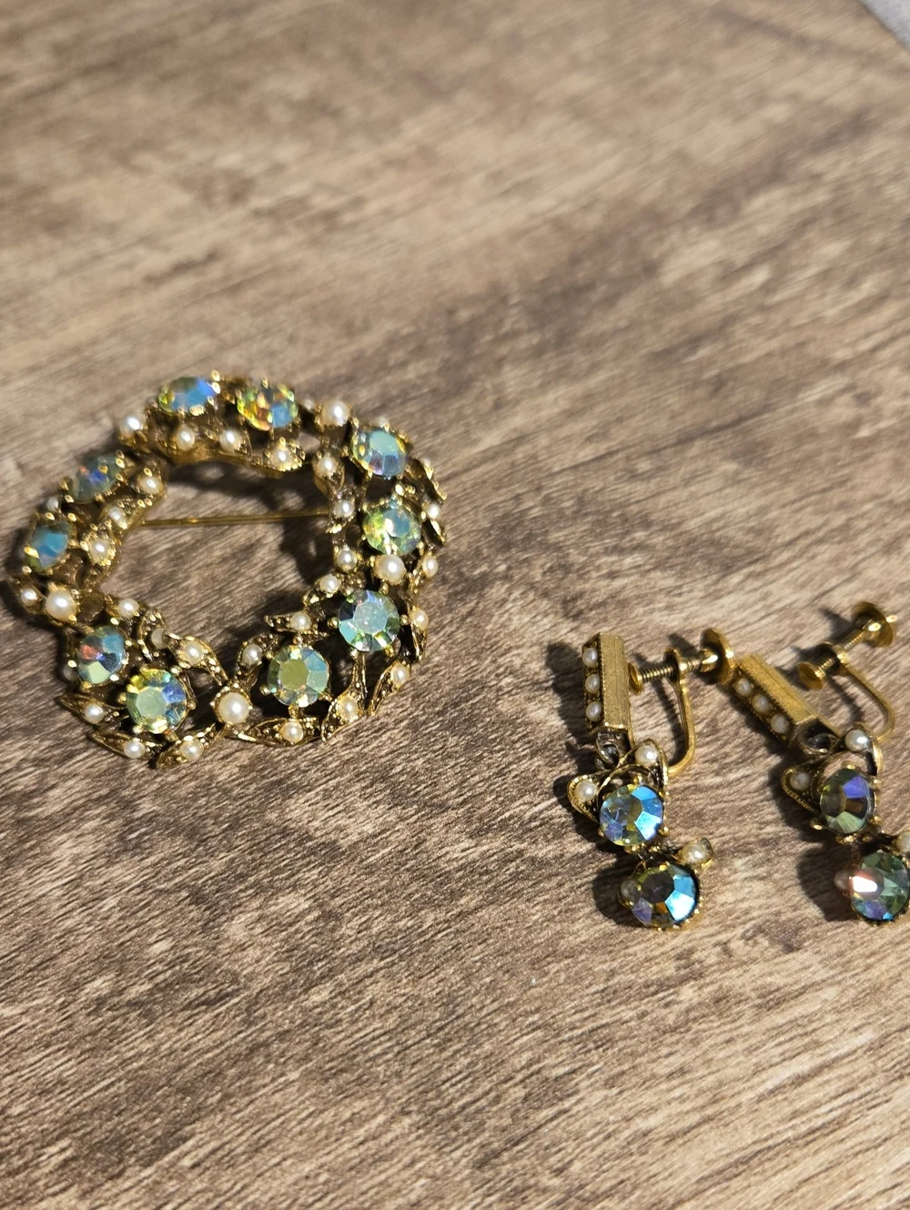 Mid-Century Iridescent AB Crystal Flower Wreath Demi-Parure & Screw-Back Earring